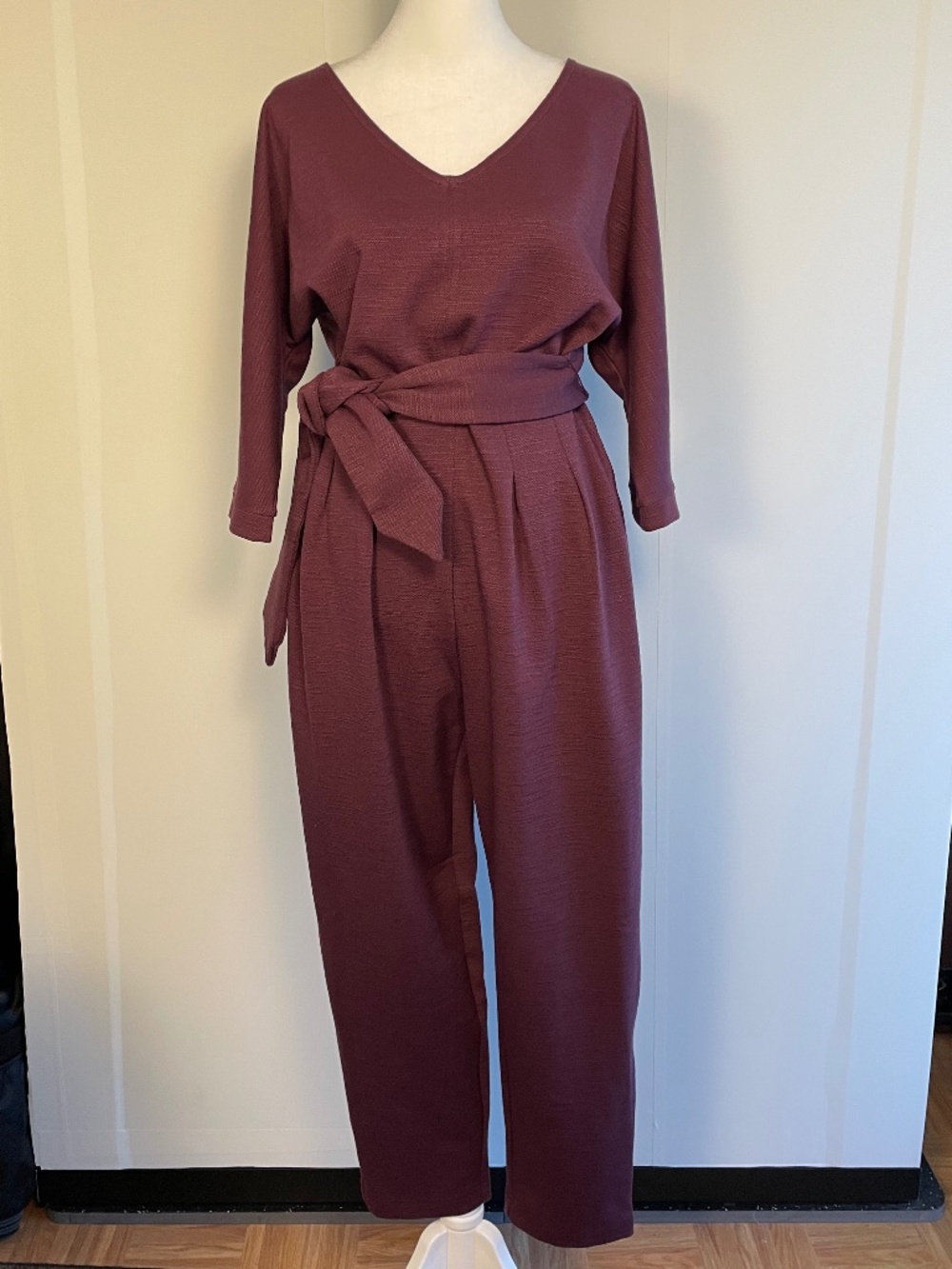 Anthropologie Sutton Ponte Jumpsuit Maroon Wine Purple Belted V-Neck SP Petite